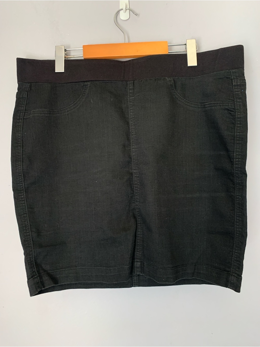 GAP Black Mini Skirt Ladies Size Large